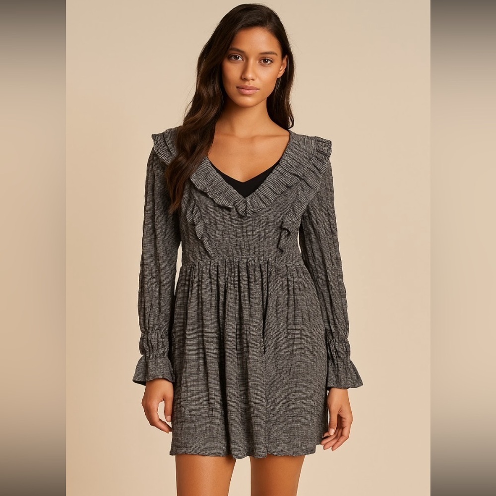 Moon river women’s gingham mini dress with long sleeves small